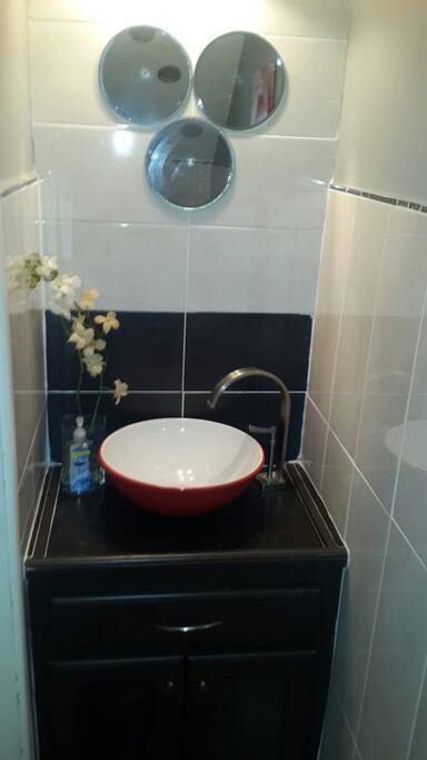 Powder room area