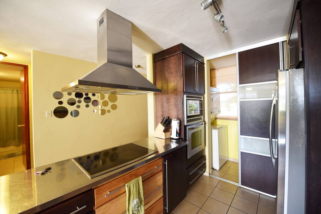 Full Kitchen and Laundry