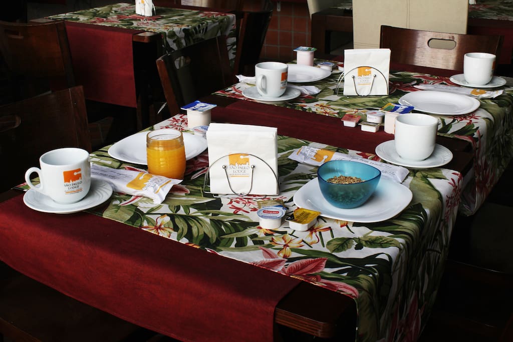 Nosso cafe da manha .