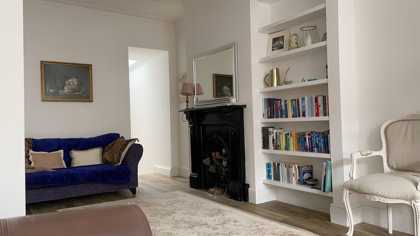 London Victorian Whole House-GREENWICH/ O2 gallery image 3