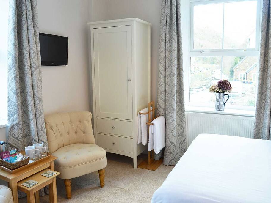 East Lyn House, Bedroom One