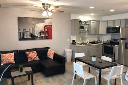 NEW LUXURY CONDO 2 bedroom + 6 guest-affordable