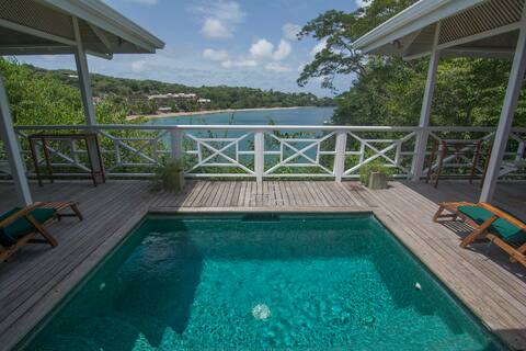 Licorish by the Sea is splendidly set and secure!