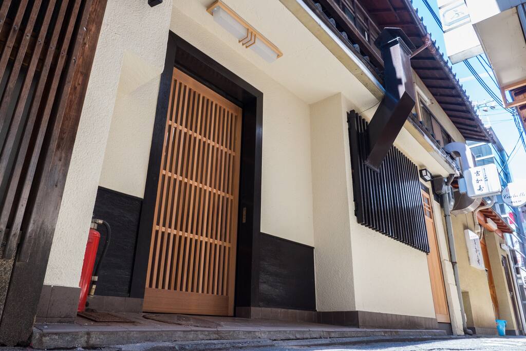 Front door of the 1st floor entrance