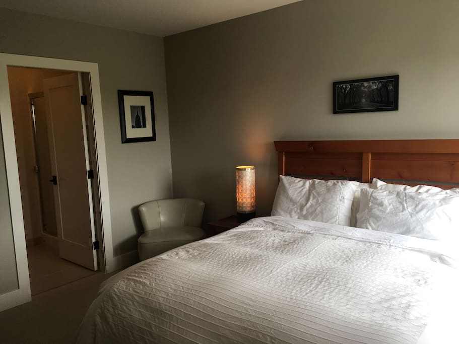Queen size bed