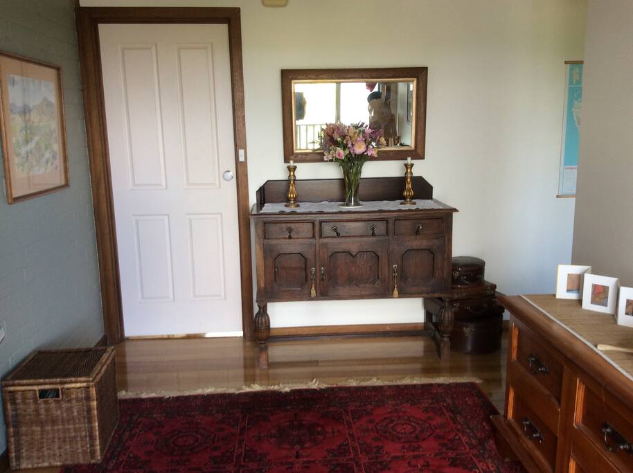Guest entrance area