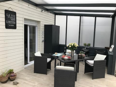 Close to the sea, cozy rental  Rated ***