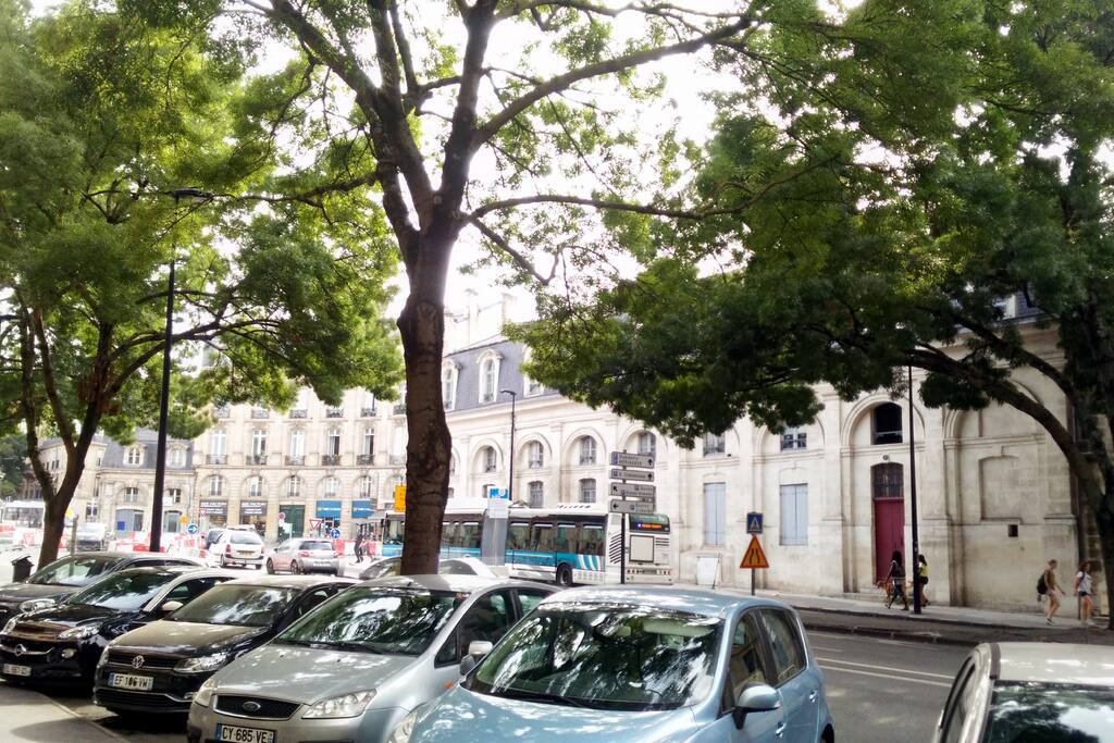 Quartier proche de tous transports