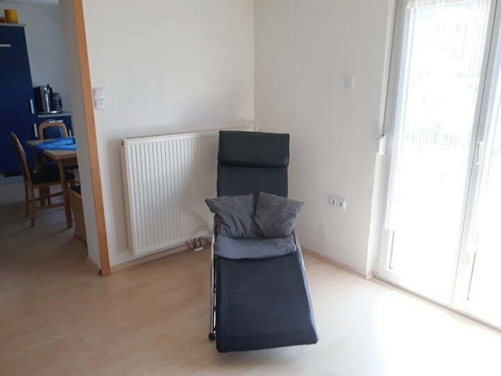 Მისაღები ოთახი - შეზლონგი