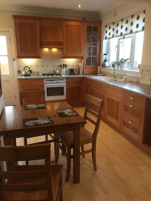 Dining kitchen for meals and tv