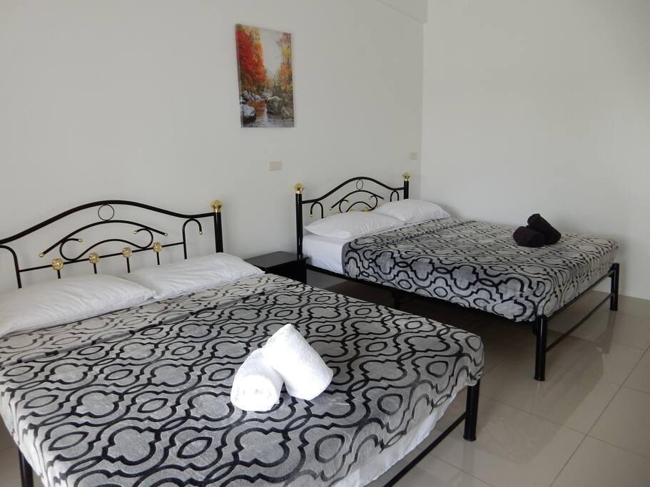 Queen size Bed