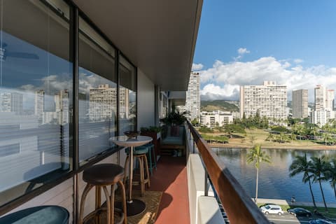 Waikiki Paradise View - Walk to amenities+Parking