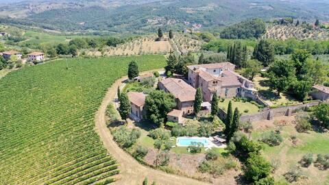 Beautiful Tuscan home between Florence & Siena