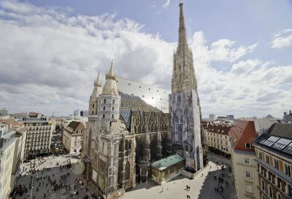 A few steps away from Stephansplatz