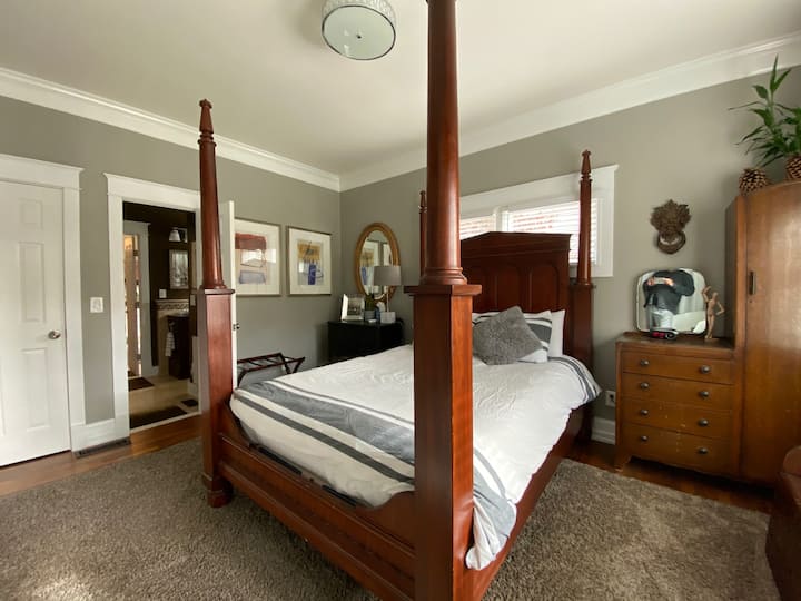Bedroom, wide angle shot
