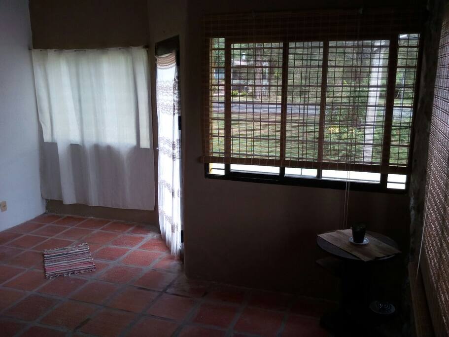 Entrada independiente. Espacio para cama adicional de 1 plaza y media.