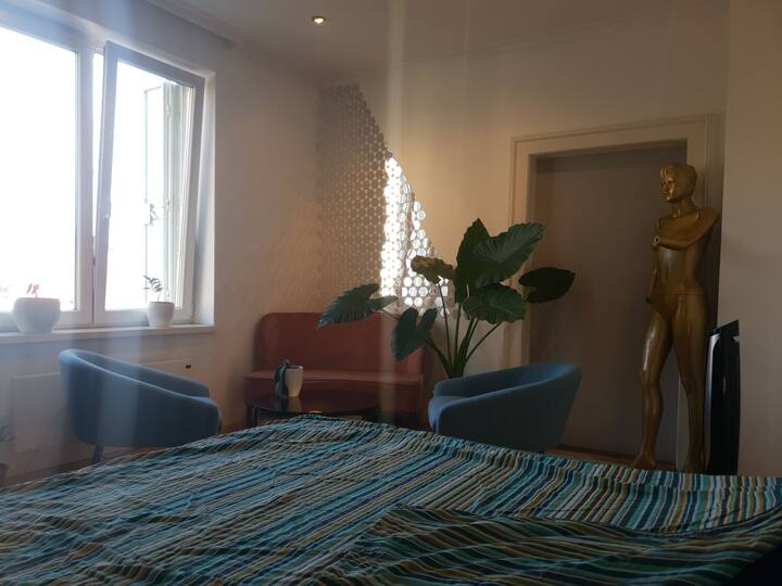 غرفة النوم 2