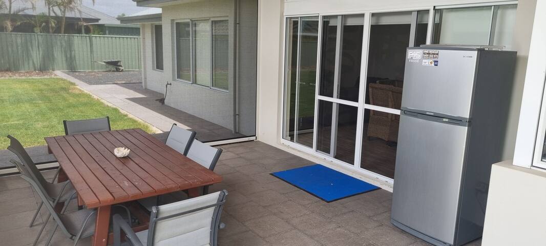 Perfect Central Residential Home in Vasse gallery image 2