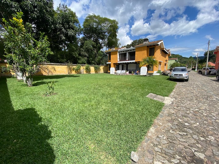 Townhouse In Antigua, Amazing Location (6) - Antigua Guatemala