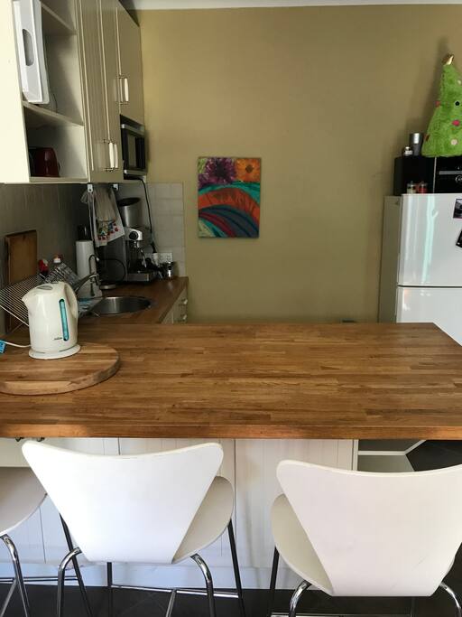 Fridge / kitchenette