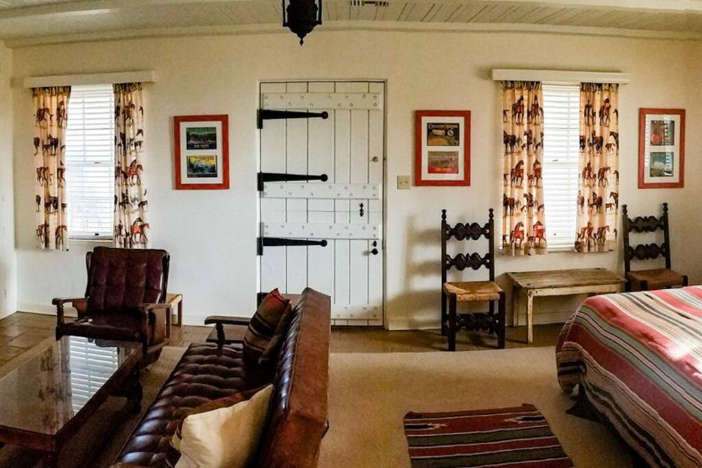 The Lodge Room