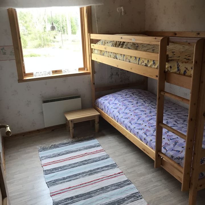 Soveværelse 2, etagesang