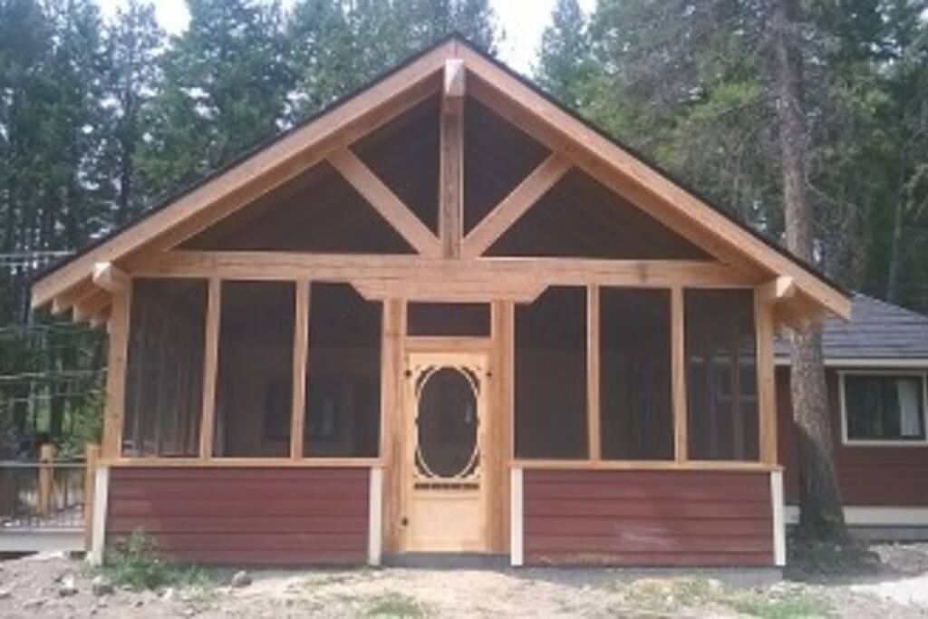 Back screened in porch - exterior