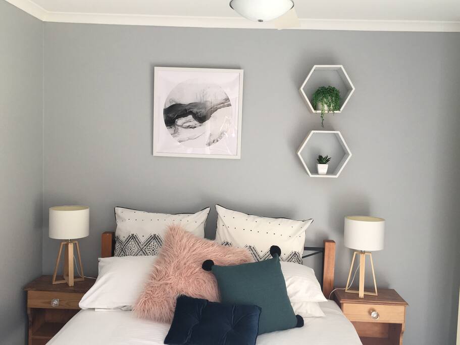 Double room with television and mini bar.