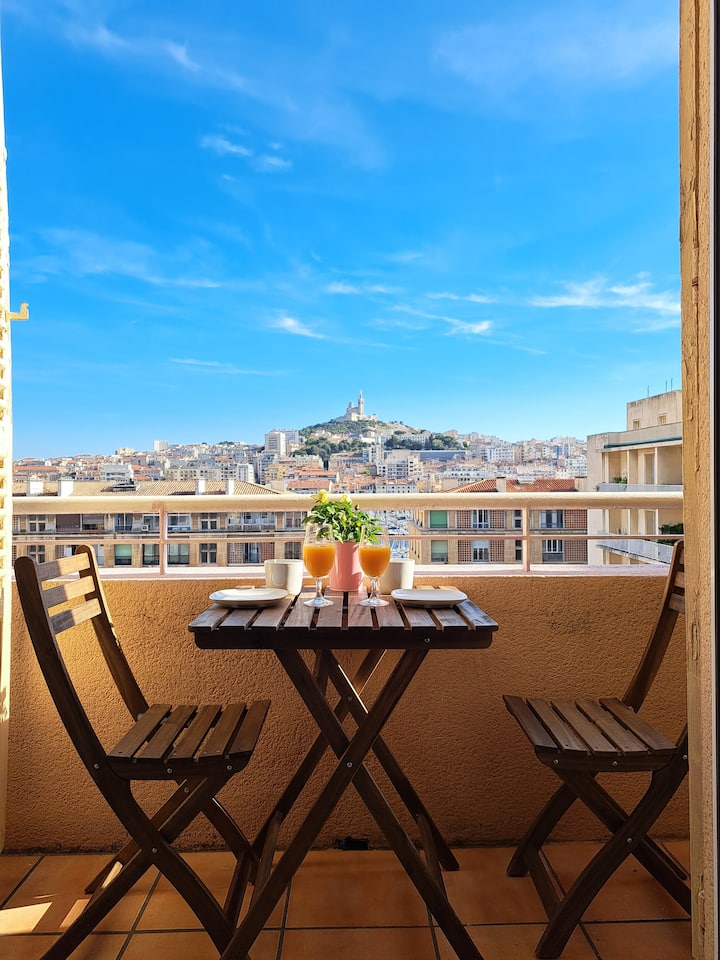 100m2 central flat with beautiful views Apartments for Rent in