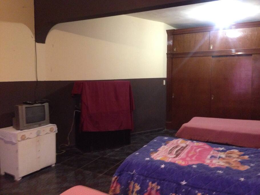Tv y closet