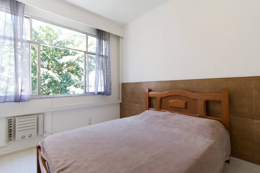 Quarto Casal