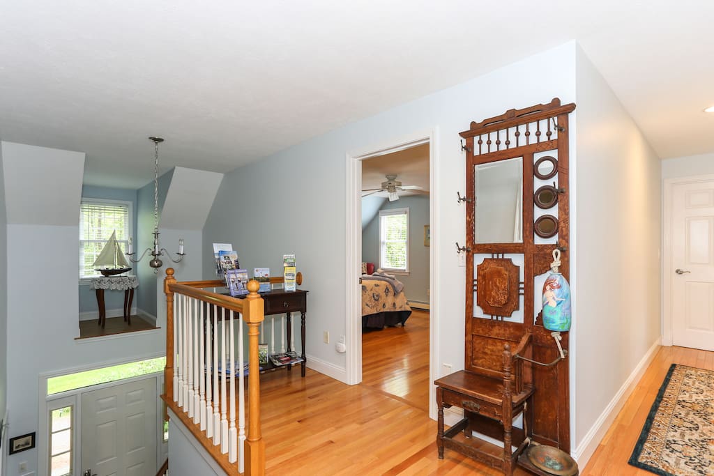 Upstairs Foyer where 3 rooms are located - the Lilac, Hydrangea & Holly