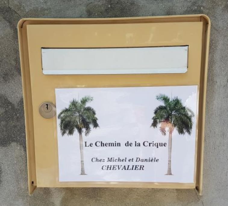 Le chemin de la crique