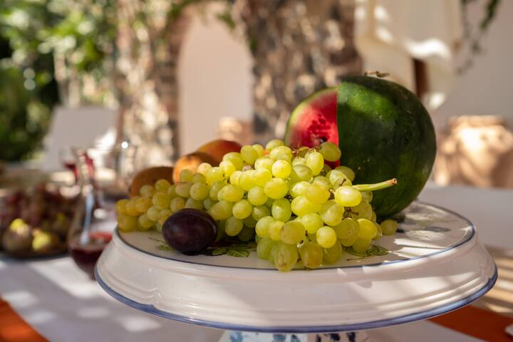 Santorini Mystique Garden Luxury Villa gallery image 3