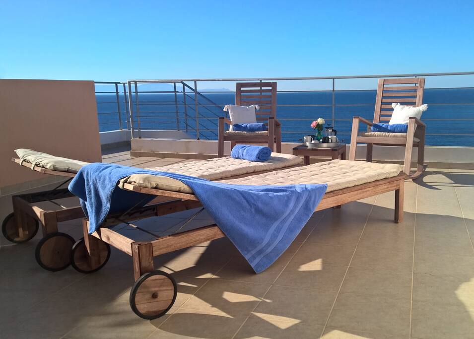 Outdoor Space (upstairs)
