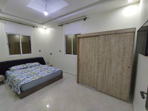 Motocycle house apartment with Moroccan safi garage