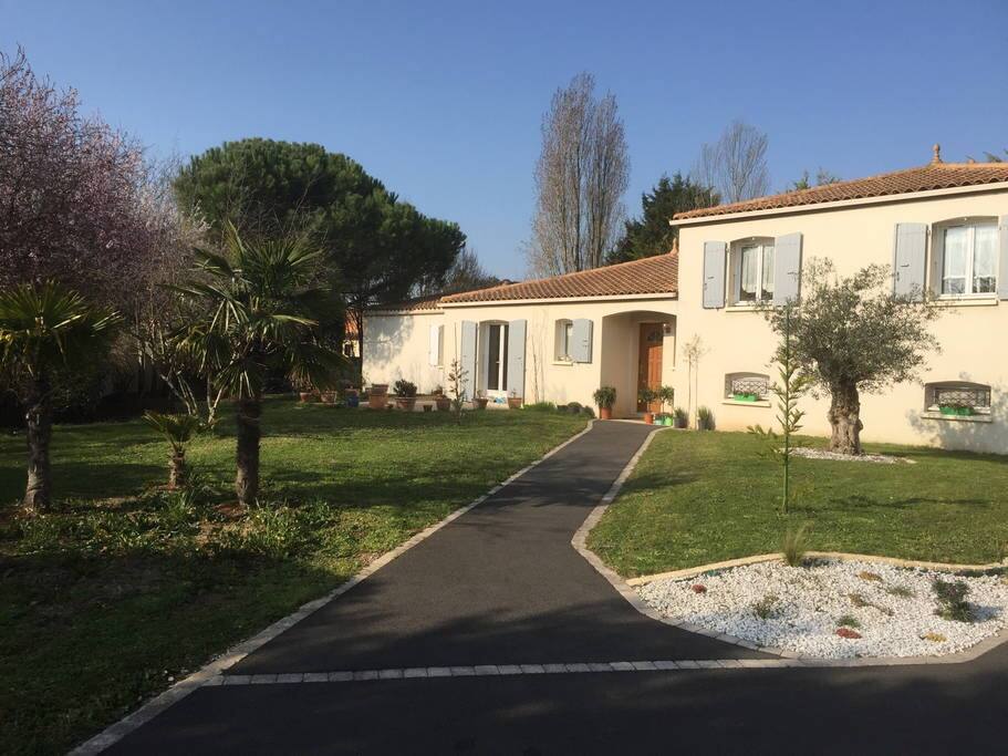 Maison de face.