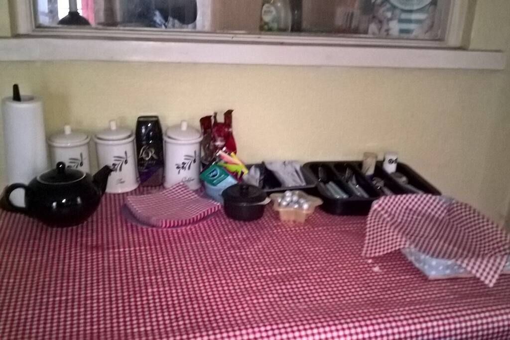 Breakfast bar