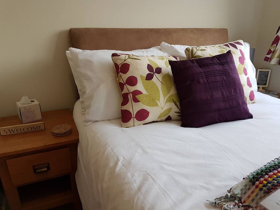 memory foam mattress and luxury bedding