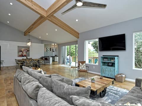 Popular Airbnb listing: The Silo on Lake Travis with resort pool and spa in Jonestown