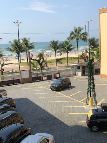 Apartamento em frente ao mar na Praia Grande
