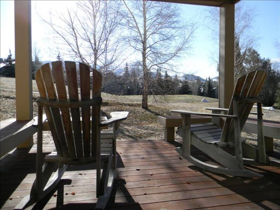 Rock your cares away from this lower deck with a cuppa or a cocktail.