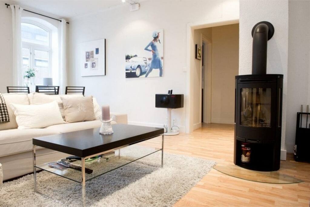Nice and spacious living room