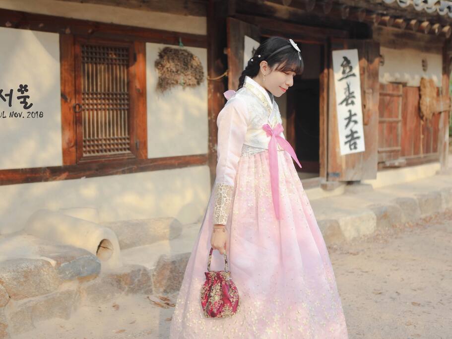 韩剧里的景福宫和北村韩屋村之韩服体验 汉城旅游攻略 尽在airbnb爱彼迎 韩剧里的景福宫和北村韩屋村之韩服体验 汉城旅游攻略 尽在airbnb爱彼迎