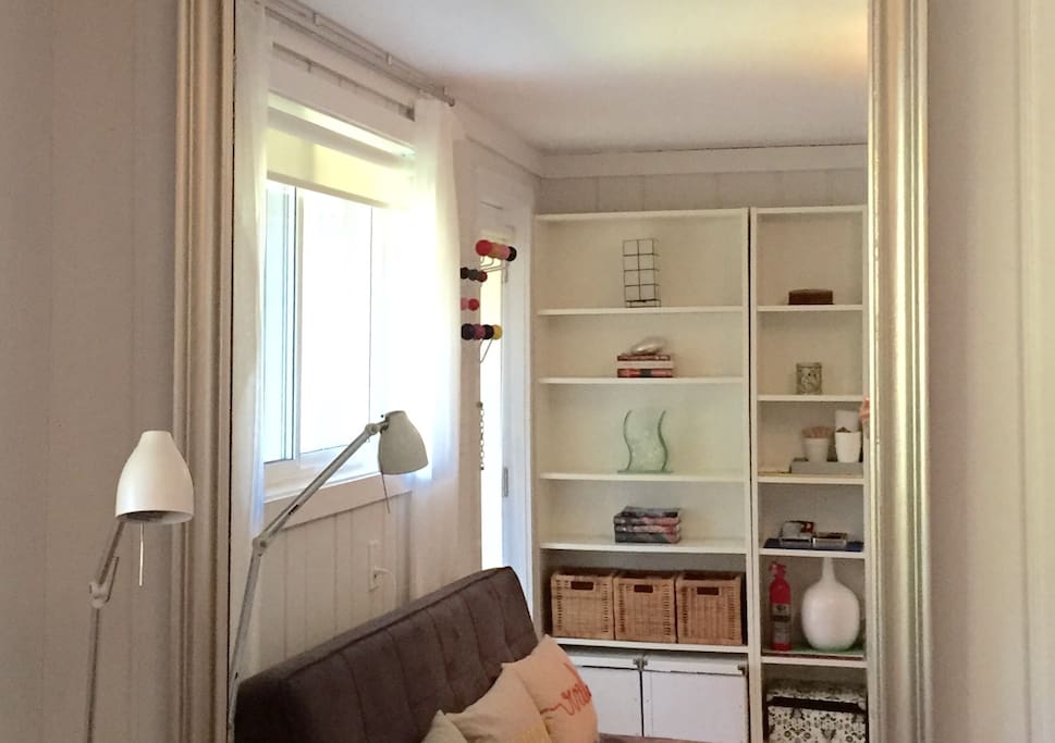 Mirror in living/sitting area