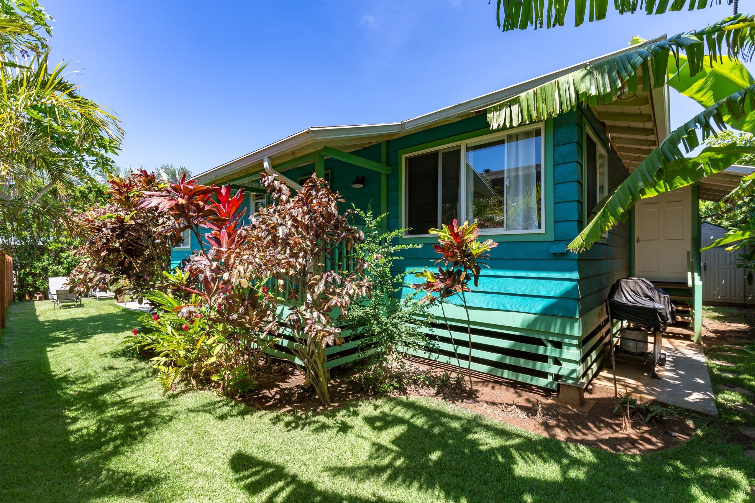 Charming Cottage in Kuau near Mama’s Beach - Image 1