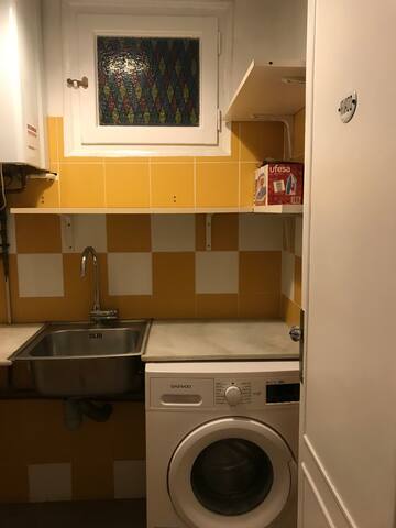 Big Apartment with Terrace! 5 Rooms. gallery image 4