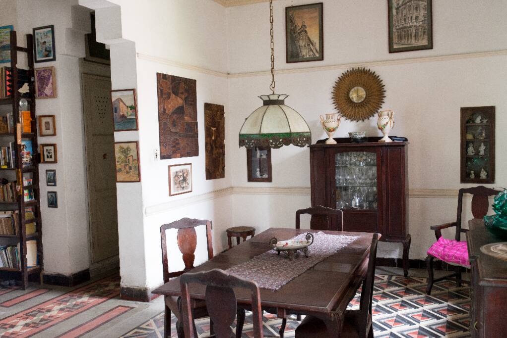 Amplio y acogedor comedor donde desayunar.
