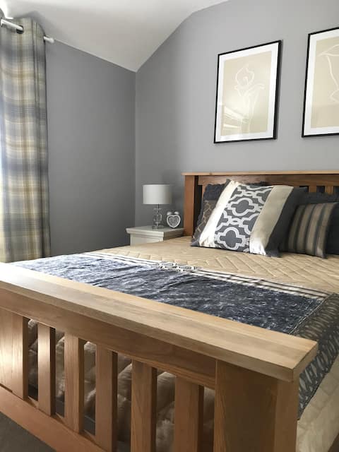 Spring Cottage, beautiful space central to Malvern
