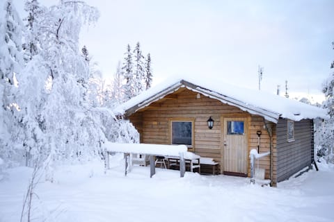 Cozy mountain cottage in charming Mårdsundsbodarna